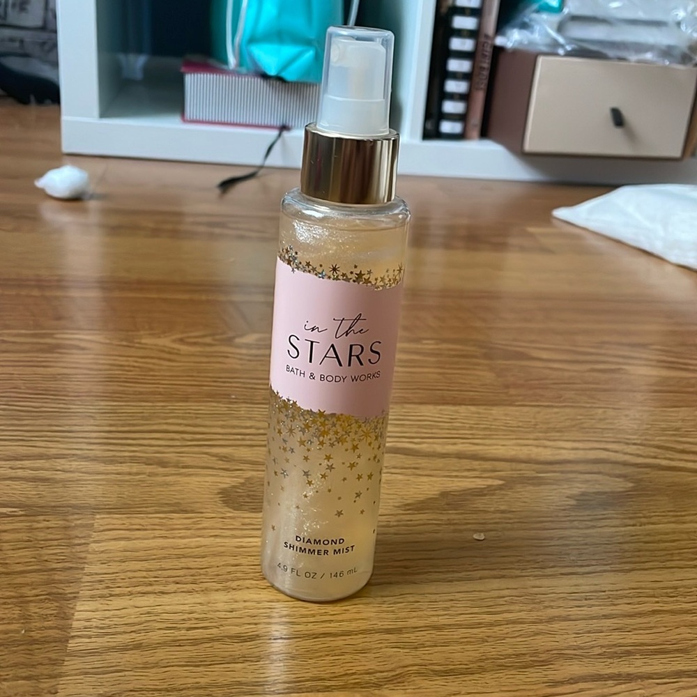 Bath & body works In the stars body shimmer mist